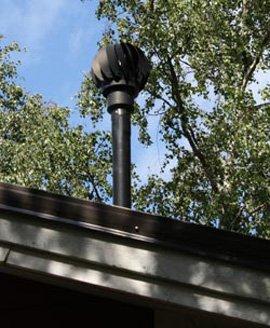 Extracteur eolien biolan installe sur le toit